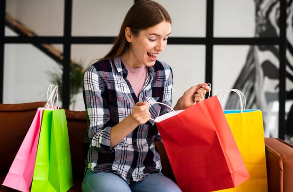 De US$5 en US$5 hasta la ruina: gastos cotidianos que sabotean tu fondo de emergencia en Estados Unidos (Foto referencial: Freepik)