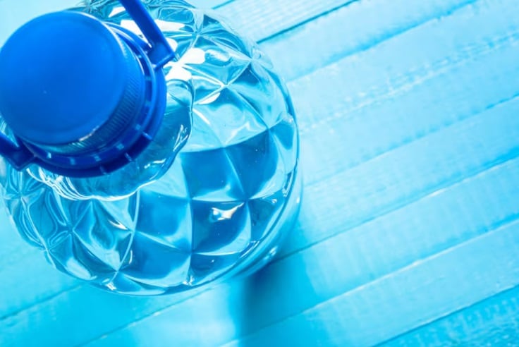 El producto fue distribuido en tiendas de seis estados y puede identificarse por códigos específicos de lote y fecha de vencimiento. (Foto referencial: Freepik)