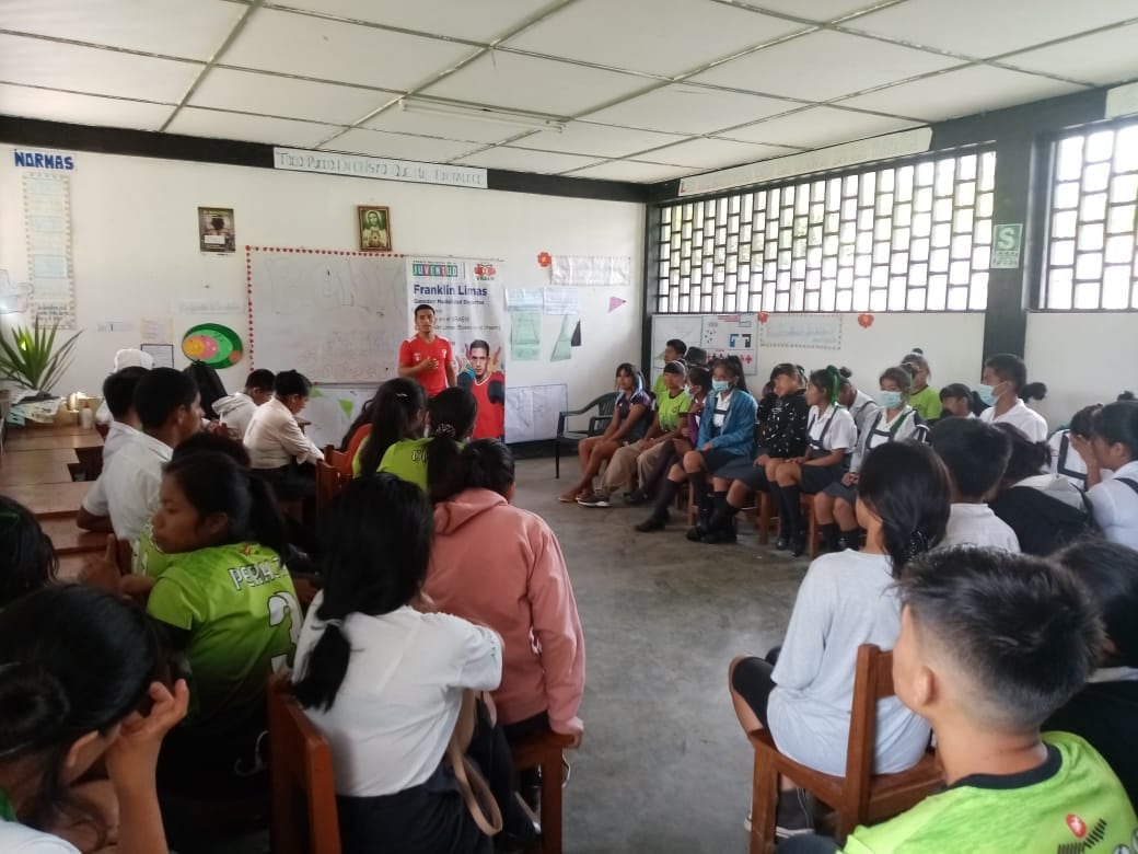 El sector aprobó seis padrones oficiales que incluyen el listado de instituciones educativas ubicadas en zonas rurales, de frontera y en el VRAEM.