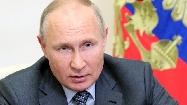 Putin promulga ley que allana el camino para excluir a opositores de elecciones en Rusia