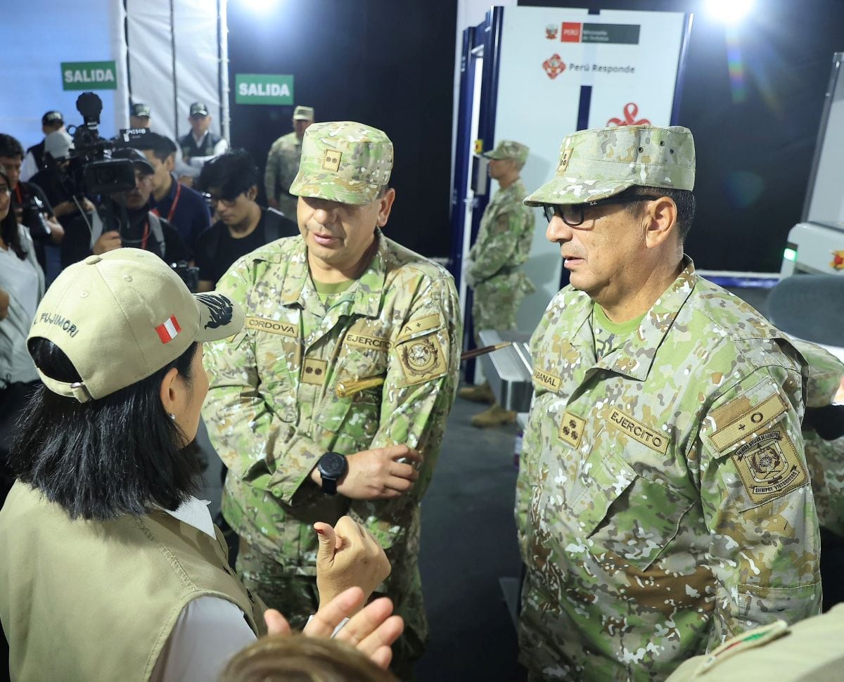 1. La presidenta Keiko Fujimori inspeccionó el penal El Milagro, en Trujillo, donde anunció acciones para ampliar la capacidad del establecimiento, que alberga a más de 6,000 internos pese a tener espacio para 1,500. Foto: Presidencia.