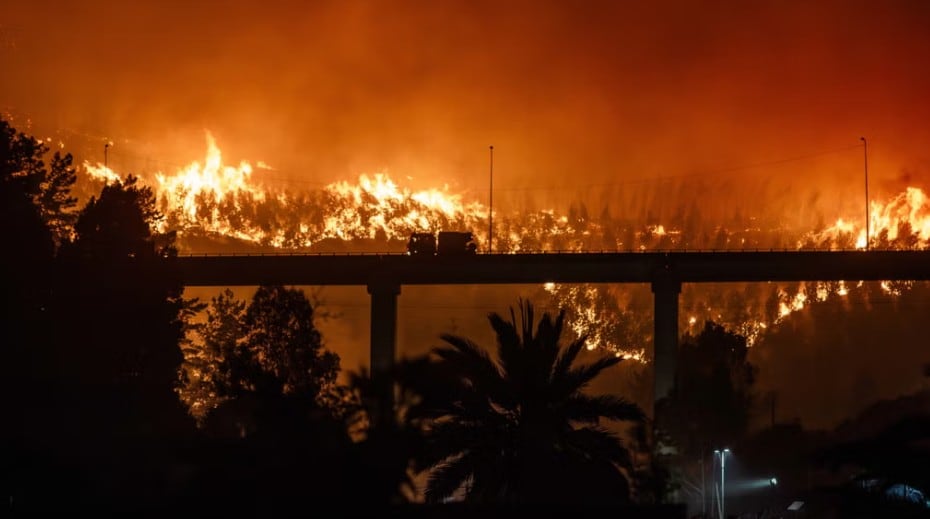 Megaincendios han arrasado con terrenos en la zona centro-sur de Chile. Boric decretó dos días de duelo. Foto: referencial