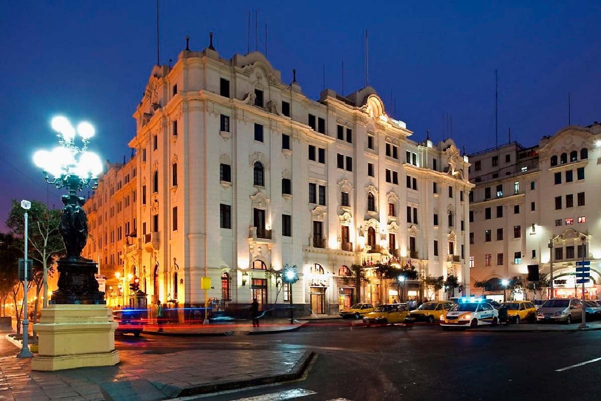 El Gran Hotel Bolívar, que alguna vez sirvió de escenario para algunas de las fotografías más emblemáticas de Martín Chambi. // Foto: Hotel Bolívar