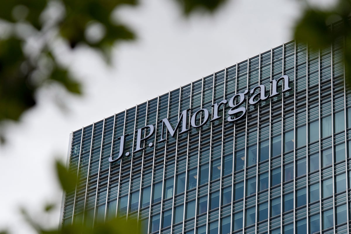 La política fiscal tendrá menos impacto en los mercados de divisas a medida que avancen las elecciones, escribieron los estrategas de JPMorgan.