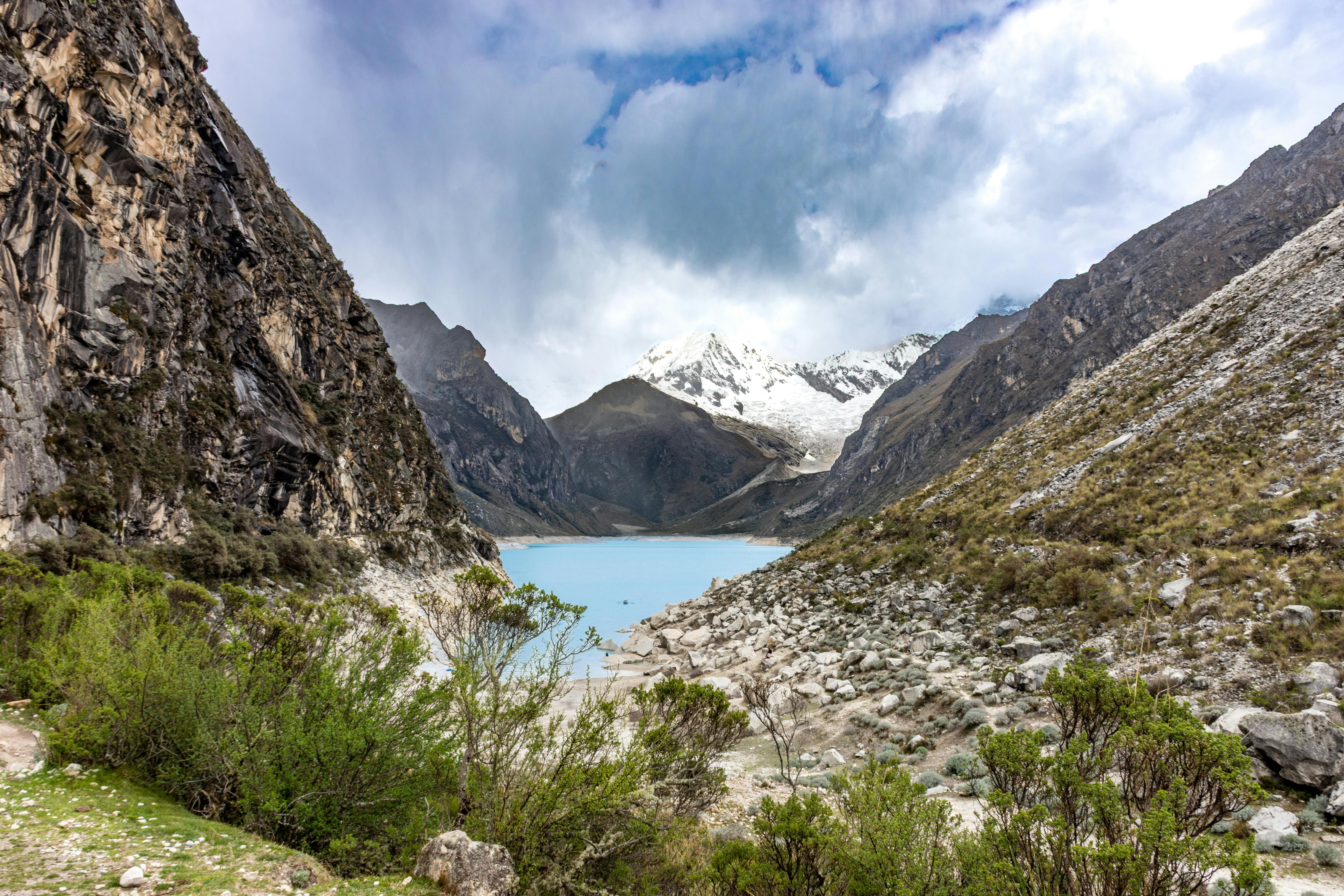 Las estaciones en la Cordillera Blanca cuentan con cámaras y sensores alimentados mediante paneles solares y baterías. Foto: difusión
