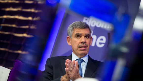 La Fed corre el riesgo de mantener las tasas “demasiado altas durante demasiado tiempo”, señaló Mohamed El-Erian. (Foto: Bloomberg)