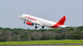 Avianca iniciará "procesos disciplinarios" contra pilotos en huelga en Colombia