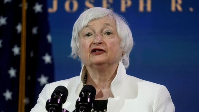 Secretaria del Tesoro Yellen dice que tasas de interés podrían tener que subir modestamente en EE.UU.