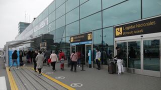Gremios de transporte aéreo piden al gobierno eliminar restricciones en aeropuertos peruanos