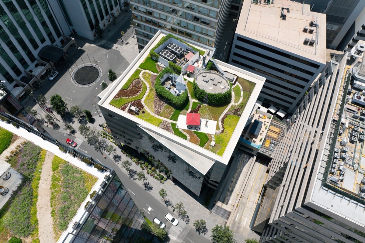 Grupo Centenario tiene oficinas en Surco (Cronos, 18,000 m2) y en San Isidro (Centro Empresarial Real y torres de Camino Real), donde suma 76,000 m2. (Foto: Grupo Centenario)