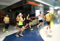 Correr en centros comerciales: el recurso de los runners para huir de la contaminación