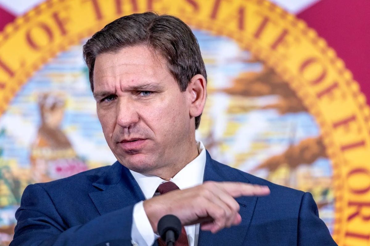 El gobernador de Florida, Ron DeSantis, ha firmado un extenso paquete de leyes: una de ellas es la HB 35 (Foto: EFE)