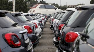 En una fusión de iguales, accionistas de Fiat se llevan la prima