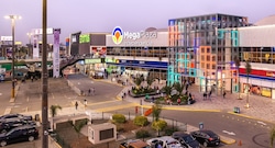 ‘Shopping’ crece en malls del norte del país: ¿lo mismo pasa en Megaplaza y Plaza Norte?