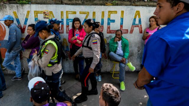 ¿Qué plantean gobierno y oposición en la mesa de diálogo en Venezuela?