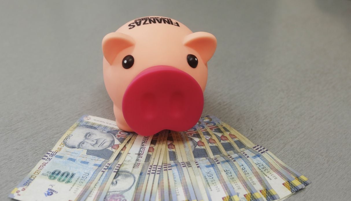 En el 2023 se aprecia que los saldos de “depósitos a plazo” en los bancos se incrementaron en 52% hasta septiembre y en el mismo periodo los “saldos de ahorros” de personas naturales decrecido en 14%. (Foto: GEC)