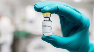 Vacunas contra COVID de J&J debería estar disponibles en EEUU en las próximas 48 horas, anuncia su CEO