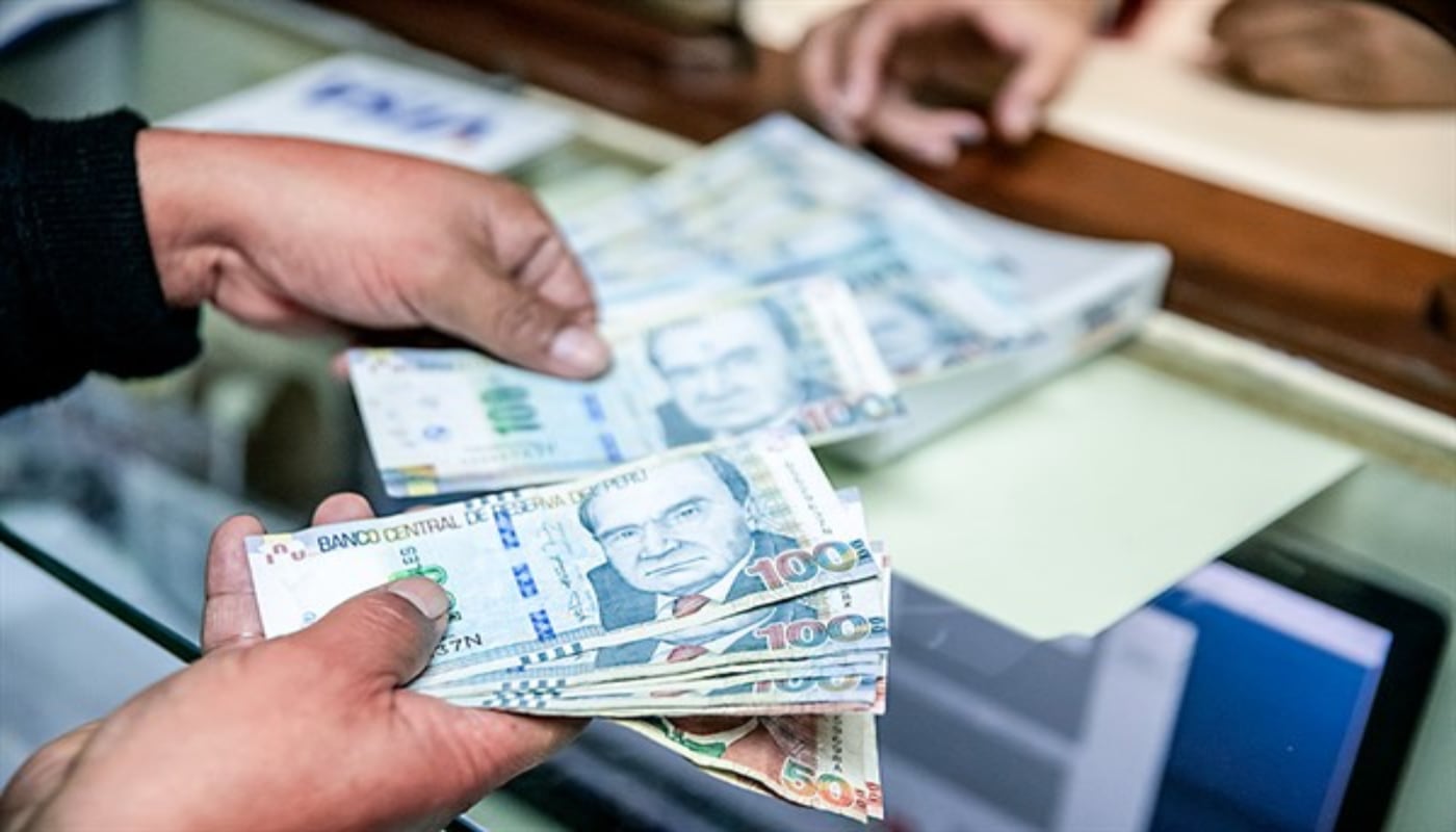 Durante los últimos años no solo ha subido el gasto en remuneraciones del Estado sino que también se elevó el número de servidores públicos. (Fuente: El Peruano)