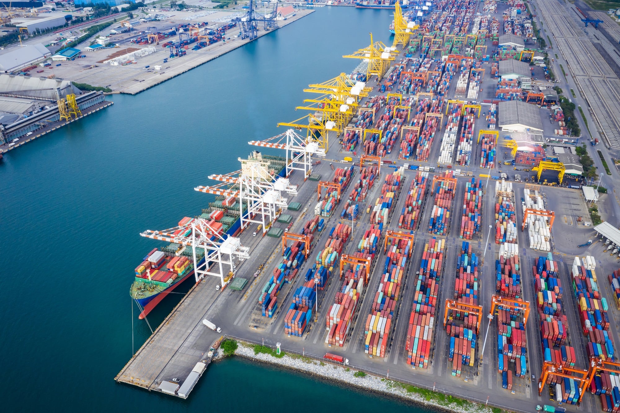 Si bien las exportaciones peruanas alcanzaron récord histórico por tercer año seguido, las importaciones no tuvieron el mismo desempeño.