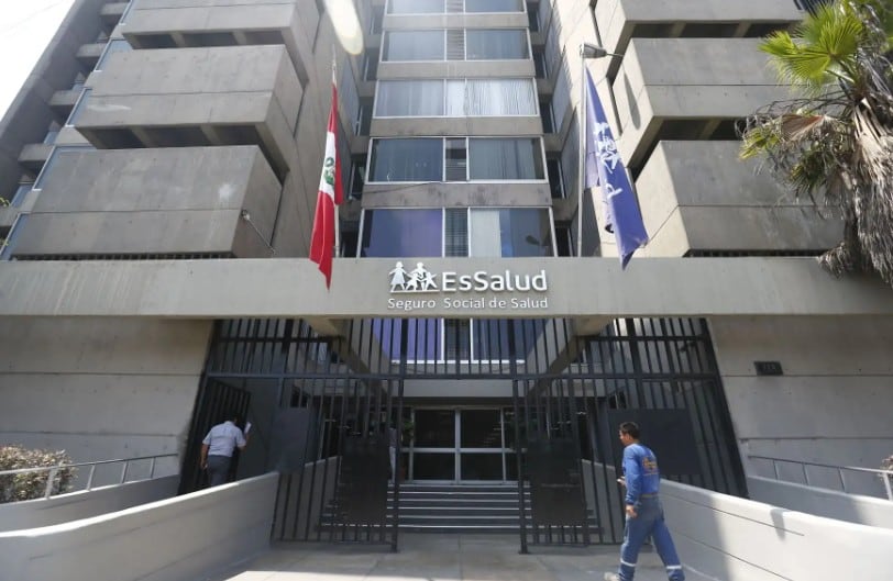 EsSalud no tiene un problema de reconocimiento. El problema es qué siente el peruano cuando entra en contacto con la institución. (Foto: Andina)