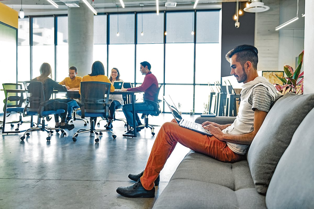 El coworking sigue creciendo en Lima, con más sedes, nuevos operadores y una oferta que empieza a ir más allá de las oficinas. Foto: Istock