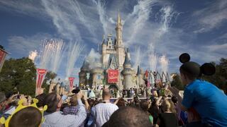Ganancias de Disney aumentan en base a parques temáticos y ventas de juguetes