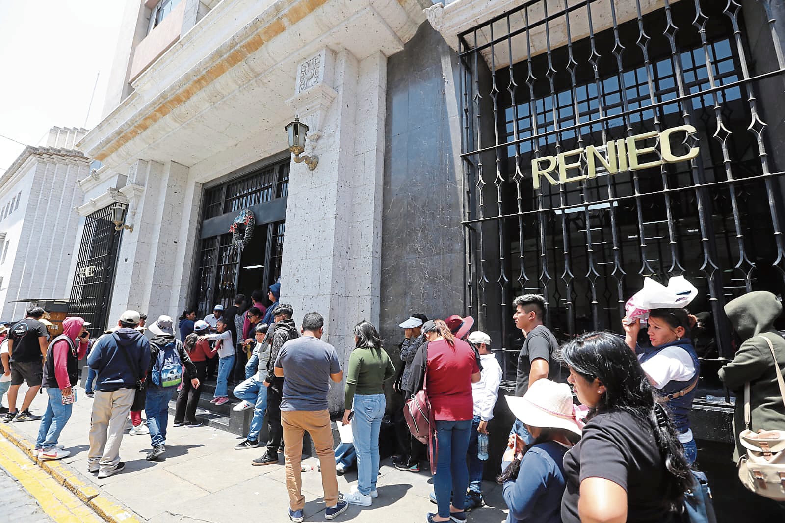 Reniec amplía atención para entrega de DNI. Foto: GEC.