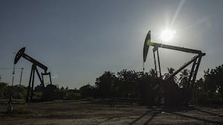 OPEP+ eleva producción de crudo en 206,000 barriles diarios pese a tensión con Irán