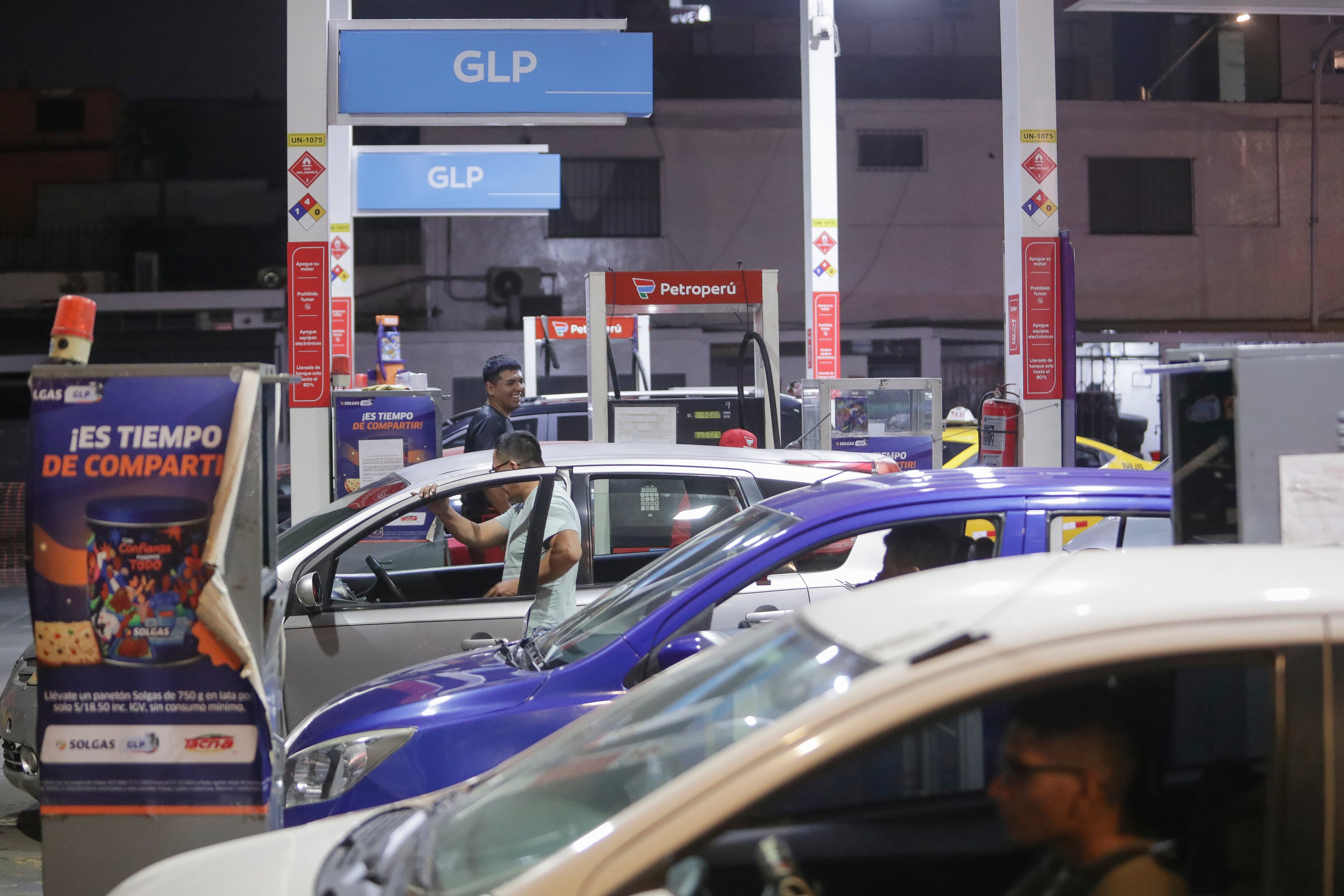 Petroperú observó un aumento en la demanda de combustibles en el mercado local. Foto: GEC.