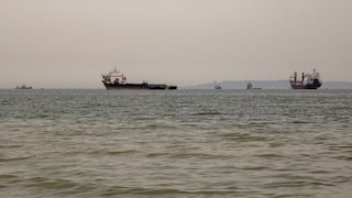 Irán amenaza Ormuz mientras sus petroleros desafían bloqueo de EE.UU., ¿qué dijo Trump?