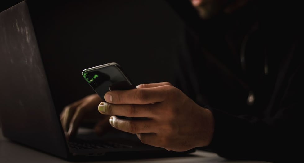 ¡Alerta Digital! Protege tus Finanzas Personales de las Amenazas de la IA: Clones de Voz, Phishing y Más