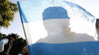 Peso argentino recupera valores similares a los de julio