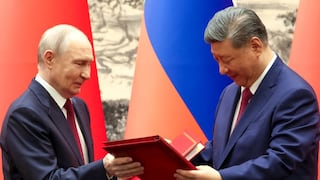 Xi Jinping y Vladímir Putin firman una declaración para fortalecer su cooperación estratégica