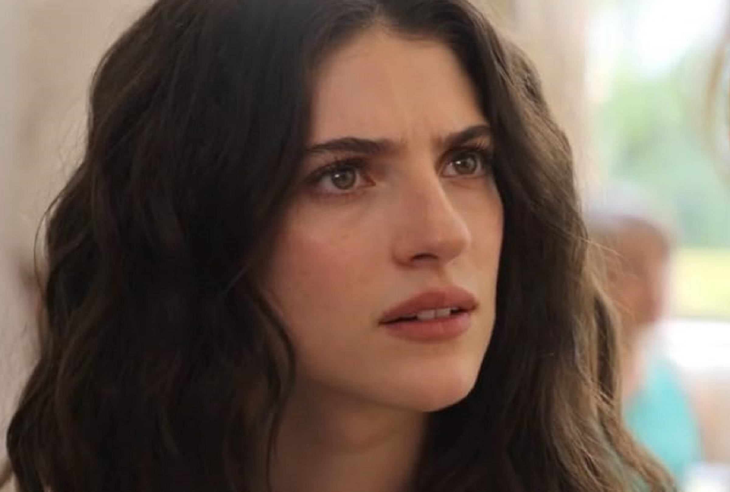 Ella Rubin ¿volverá a interpretar a Annie Jacobson en una segunda temporada del drama de romance y misterio "Sterling Point"? (Foto: Amazon Prime Video)