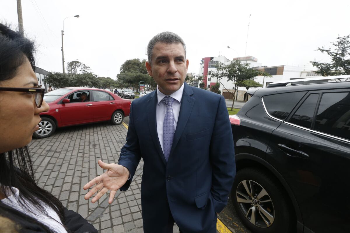 El fiscal superior Rafael Vela tiene cinco días, después de ser notificado, para brindar sus descargos ante el proceso disciplinario abierto en su contra. Foto: Piero Vargas/Archivo