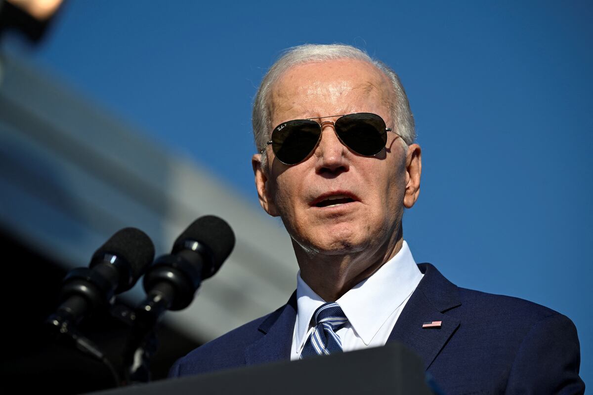 Estaba previsto que Biden viajara a Amán el miércoles, después de Israel -viaje anunciado este lunes por el secretario de Estado, Antony Blinken- para reunirse con líderes árabes y negociar la apertura de un corredor humanitario. (Foto de ANDREW CABALLERO-REYNOLDS / AFP).