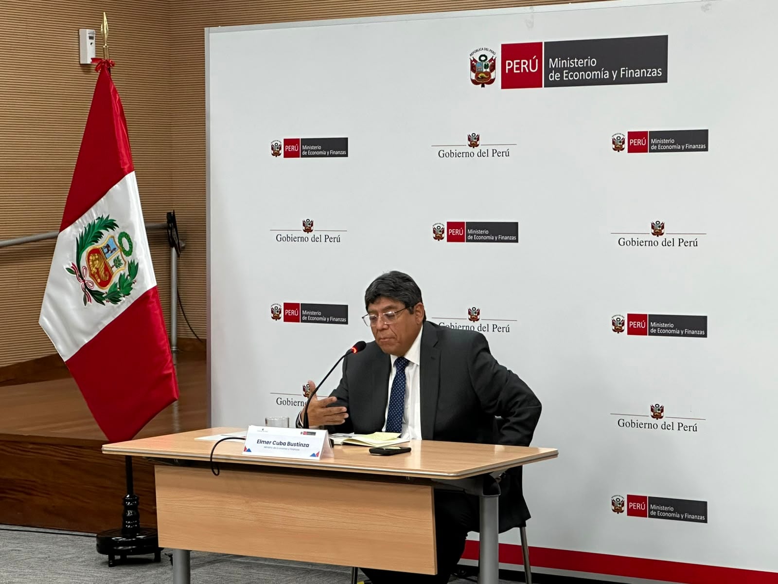 El Ministerio de Economía y Finanzas (MEF) impulsará cuatro reformas que abordarán la informalidad laboral, los mercados financieros, la inversión pública y la evasión tributaria. Foto: Whitney Miñán para diario Gestión.