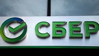 UE expulsa de Swift a siete bancos rusos pero no a Sberbank