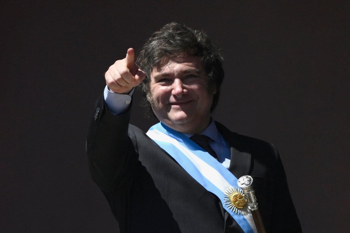 En última instancia, el FMI ha respaldado las medidas del nuevo Gobierno argentino, que apuntan al ajuste fiscal, el recorte del gasto público y el freno a la emisión monetaria. (Foto de Luis ROBAYO/AFP)