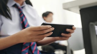 Uso de celulares en los colegios, ¿qué estará prohibido y permitido para los estudiantes?