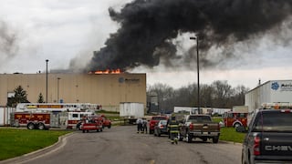 Incendio en planta en Michigan entorpece producción de vehículos en EE.UU.
