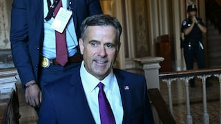 Jefe de la CIA y presidenta interina de Venezuela se reúnen en Caracas para “construir confianza”