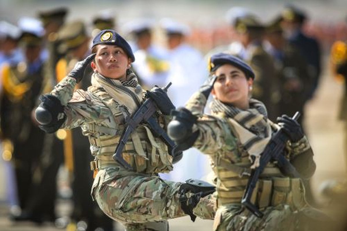 Ensayo general de los agrupamientos del Ejército, de la Fuerza Aérea, de la Marina de Guerra y de la Policía Nacional para la Gran Parada y Desfile Cívico Militar en la Av. Brasil este 29 de julio. Foto: ANDINA/Ricardo Cuba