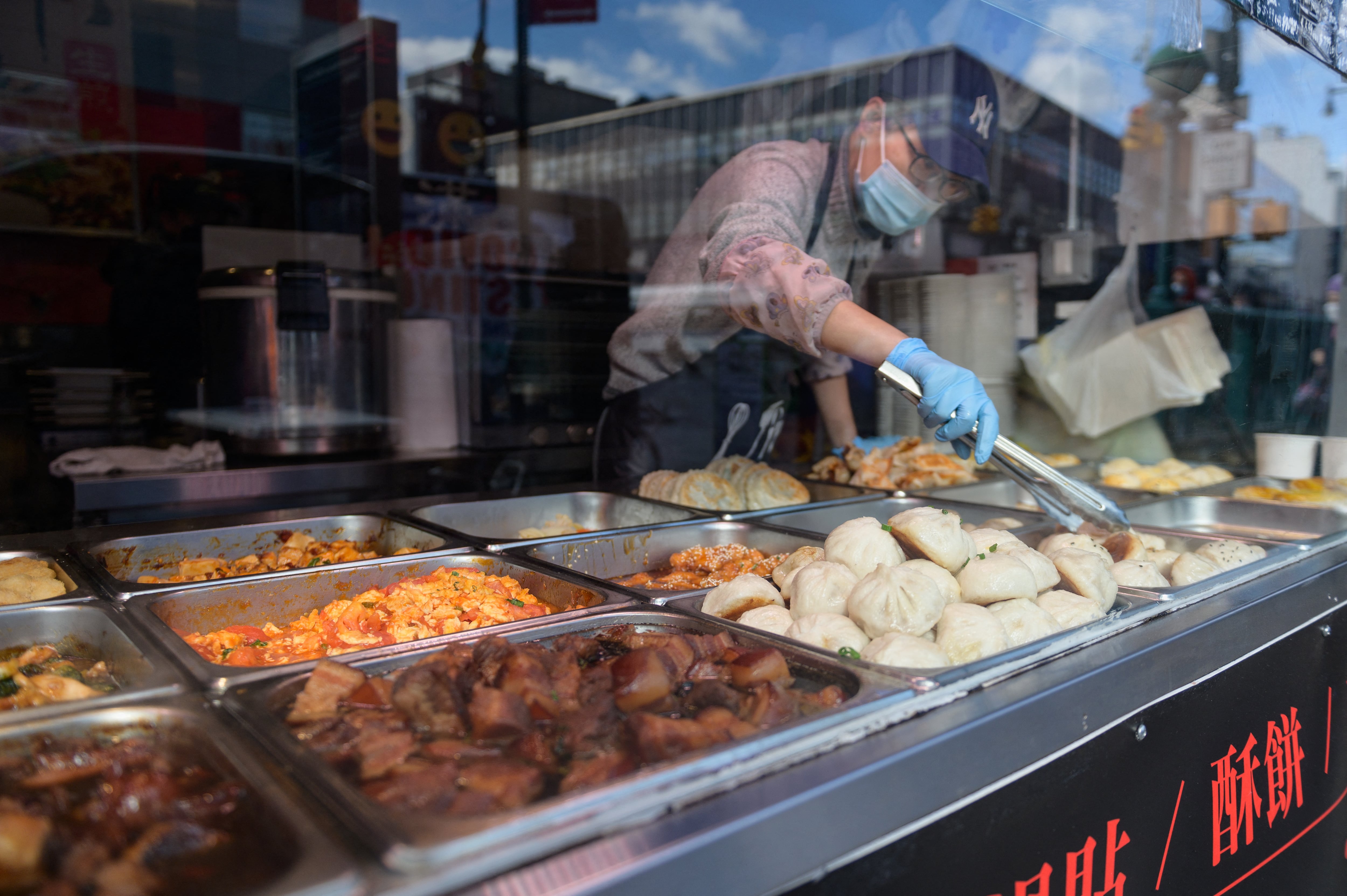 Los pequeños vendedores de comida de Nueva York deberán estar atentos para sacarle provecho a estas reformas (Foto: AFP)