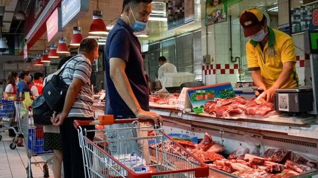 Porcicultores apelan a precios para competir con importadores