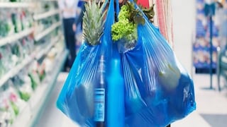 ¿Se debe prohibir el uso de plástico para envasar alimentos?