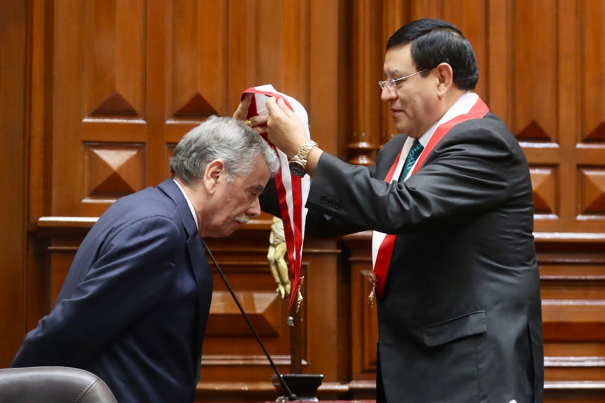 El exministro del Interior asumirá el cargo de congresista por Lima, por el periodo 2021-2026. (Foto: Congreso de la República)