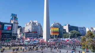 Gobierno argentino quitará ayudas sociales a quienes asistan a protestas