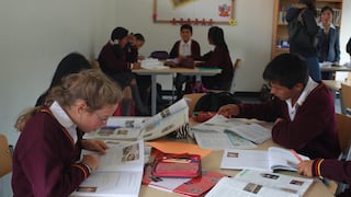 Colegios privados no pueden impedir a escolares rendir exámenes finales por falta de pagos