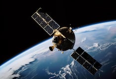 Investigan una posible arma rusa que buscaría atacar la red de satélites de Elon Musk
